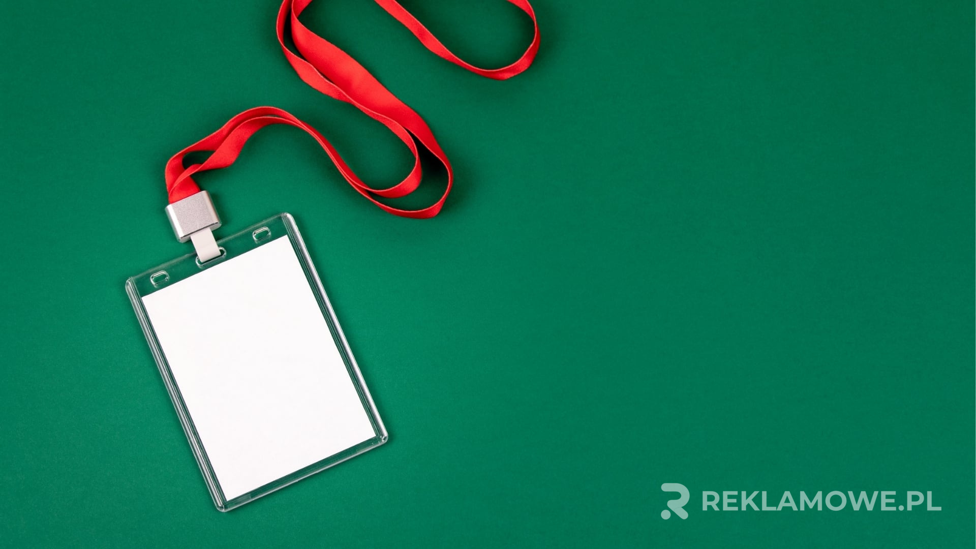 Personalizacja smyczy reklamowej z nadrukiem firmowym
