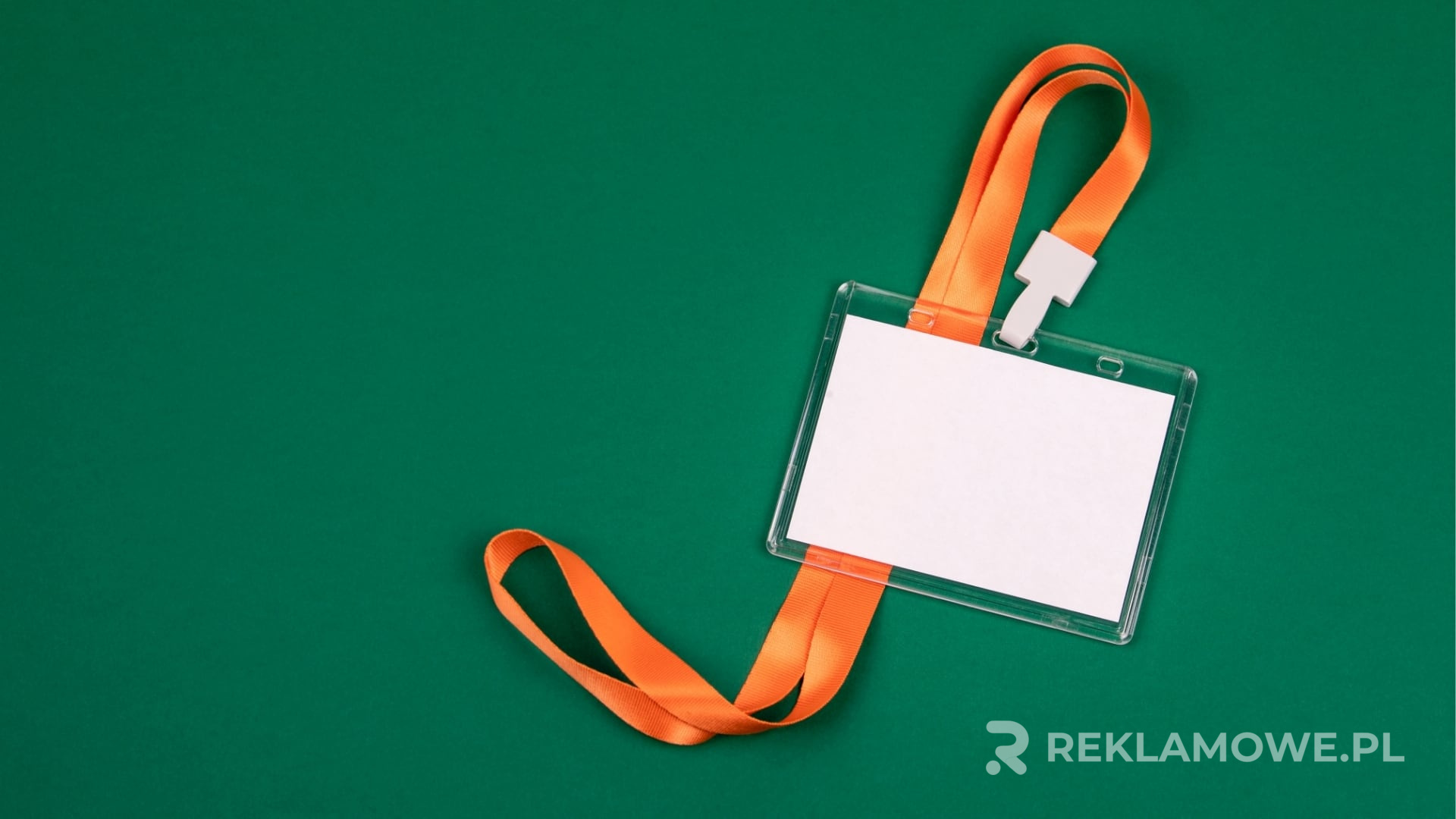 Smycz reklamowa w użyciu